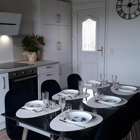 Vakantiehuis Le Des Pommiers *